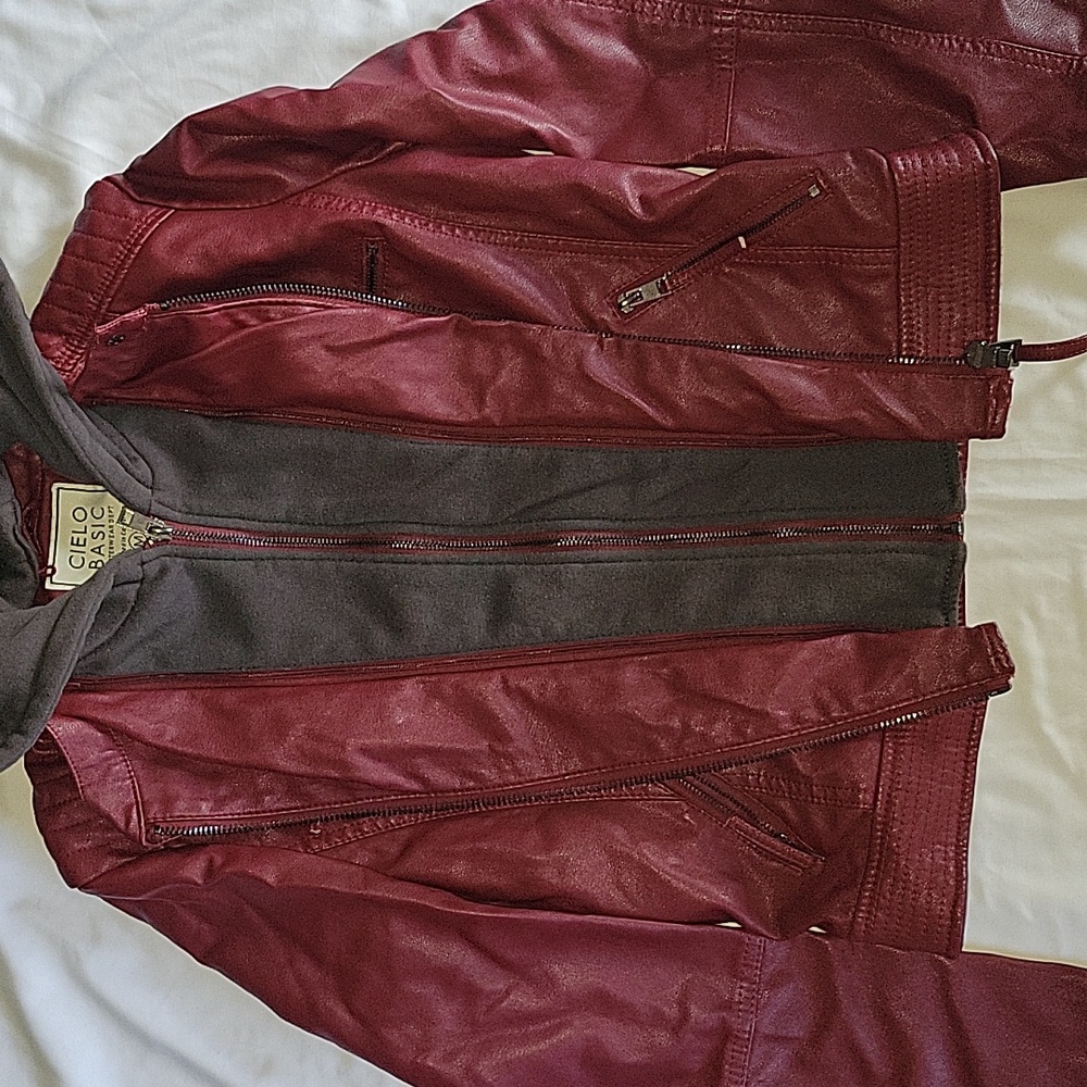 Cielo Basic Jacket - Picture 4 of 11